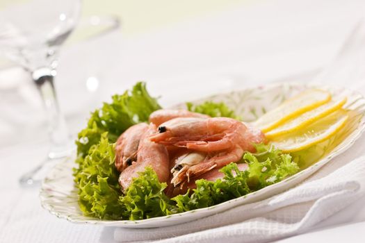 food series: tasty shrimp with lemon and lettuce