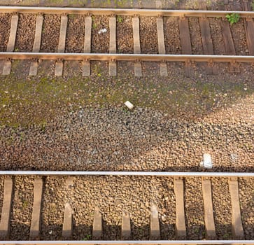 Railroad embankment with dual rail tracks and lots of gravel