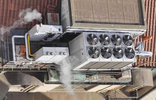 An heating ventilation and air conditioning device