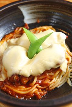 Spaghetti with butter on the dish.