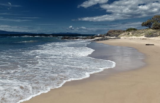 An image of a beautiful beach and the blue sky
