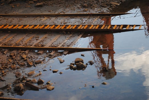 Tracks for lifting ships.