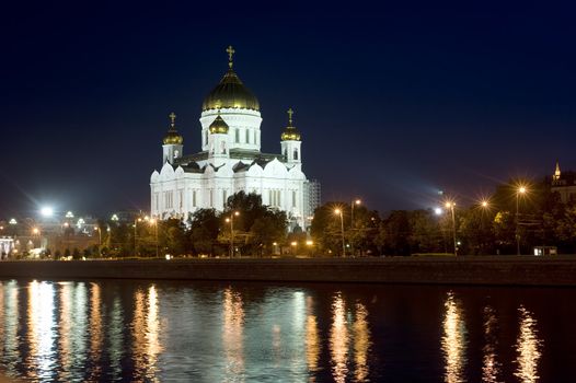 The restored Cathedral of Christ the Savior in Moscow at night