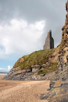 ballybunion castle on the cliffs in the west coast of ireland