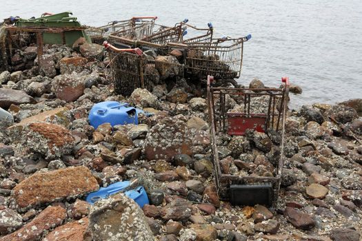 garbage on coast