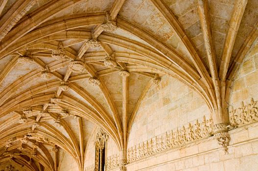 Internal architecture of the Mosteiro Dos Jeronimos, Lisbon, Portugal