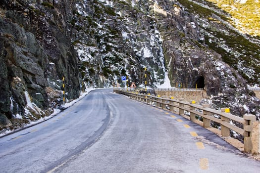 Mountain road from Serra de Estrela, Portugal