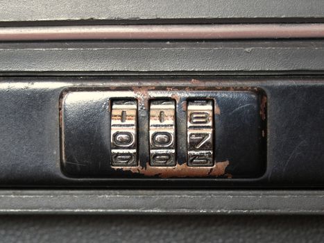 Safety lock on a briefcase with code 007