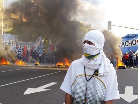 Group of left demonstrators, cuts the streets of Buenos Aires in reclamation of social policies.