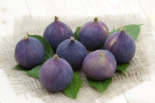 fresh figs