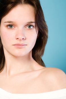 Natural portrait of a girl with short brown hair