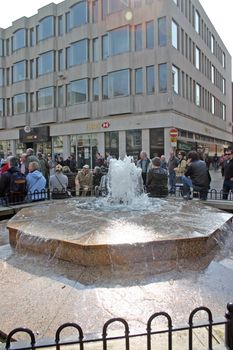 Shoppers Outside Fountain and HSBC in York