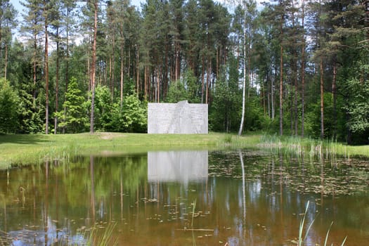 the sculpture "double negative pyramid"