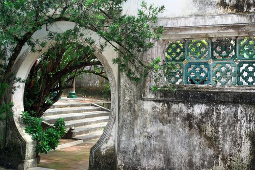 The  round hole doors and carved windows