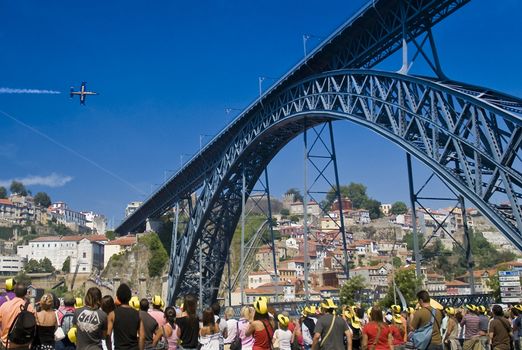 PORTO, PORTUGAL - SEPTEMBER 7: Breitling Jet Team demo during break time of Red Bull Air Race'08 September 7, 2008 in Porto, PORTUGAL.
