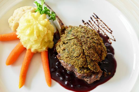 venison with whortleberry sause, herb and vegetales