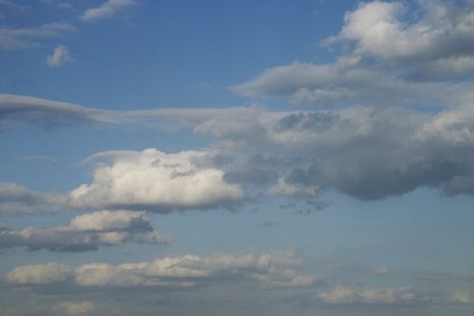 cloudy blue sky
