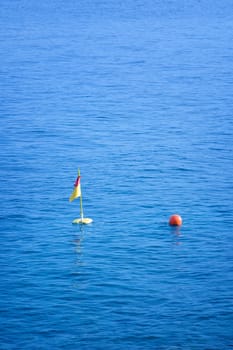 Safety flag on a enclosed beach