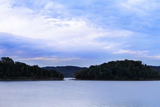 Islands in the middle of Dale Hallow Lake between Kentucky and Tennessee.