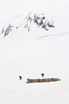 Freeriders on the slope, Caucasus, Elbrus, summer 2010