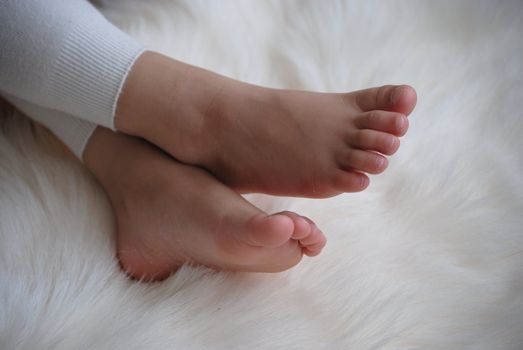child feets