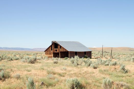 Abandoned Barn in Central Oregon Farmland