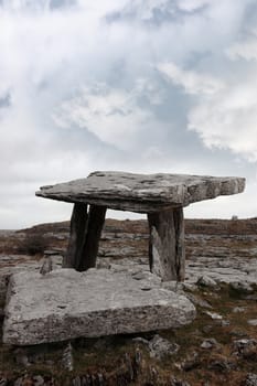 poulnabrone dolmen historic portal tomb in the burren in county clare