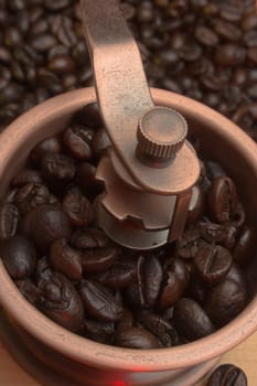 Coffee mill and coffee beans