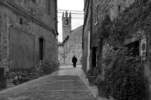 lifestyle, moments, landscapes, black and white, old, old, people, activities, recreation, open spaces, freedom, portraits of daily life, reflection, time travel, Italy,  portrait, Tuscany, Italy, moments, country,