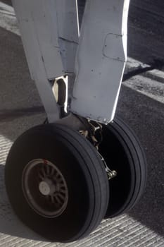 Airplane wheels