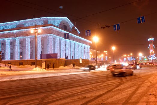 Movement on the night street of St.-Petersburg