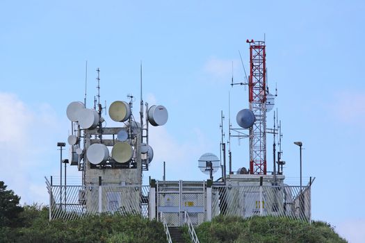 radio transmitter antenna station