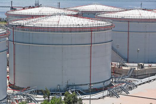 oil storage tanks