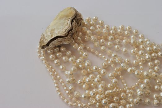 Oyster with pearls flowing out