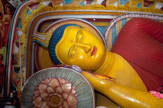 A sleeping buddha at a temple in Dambulla