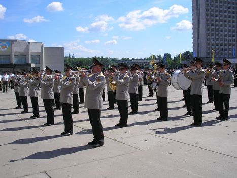 in the honor of Independence Day of the Ukraine military orchestra was built over the area of one provincial city of Sumy. 