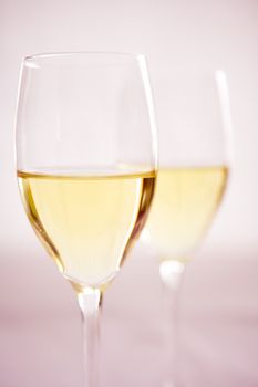 White wine in two glasses