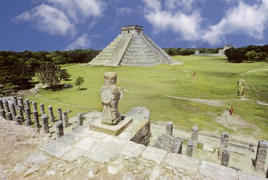 Pyramid and ruined temple view of Chinchen-Itza in Yucatan, Mexico