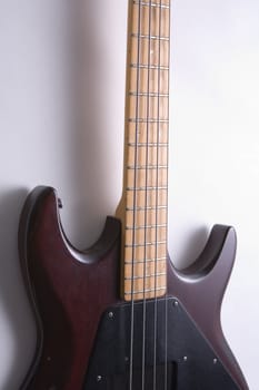 Electric bass guitar with four strings