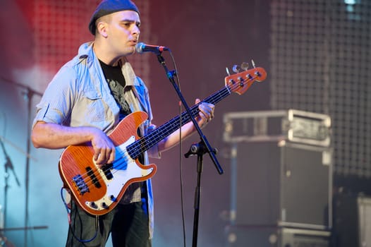 CANARY ISLANDS - SEPTEMBER 30: Guitarist David Rodriguez from the band Ni Un Pelo De Tonto during Heineken Music Fest September 30, 2011 in Las Palmas, Canary Islands, Spain
