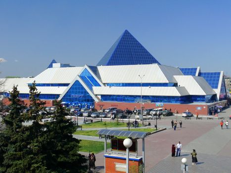 Mall "Sinegor'e" - Chelyabinsk