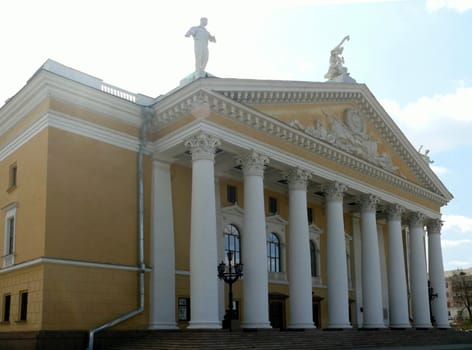 Theatre of opera and ballet - Chelyabinks