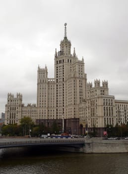 Skycraper in Kotelnicheskaya embankment - Moscow