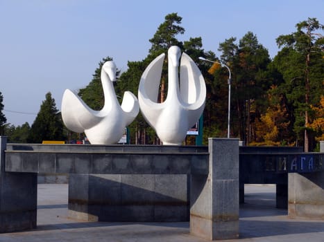 Sculpture of a swans in Gagarin Park - Chelyabinsk