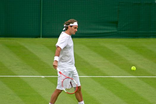 London, UK - June 26th 2006 - Rodger Federer vs. Richard Gasquet play in Wimbledon, London, England on June 26th 2006 in the 1st Round. Federer went on to win the Match and the Wimbledon Title.