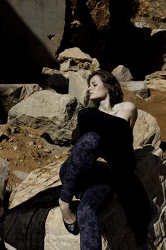 View of a beautiful woman posing on a fashion style.