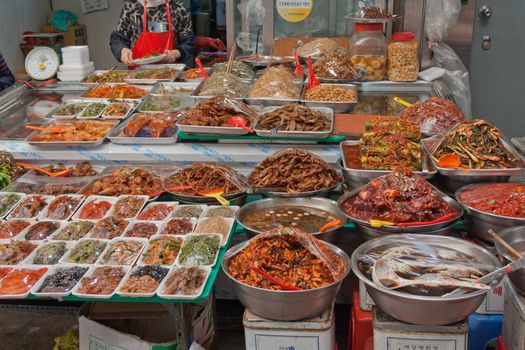 There are a lot of traditional spices on Korean market.