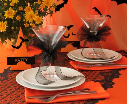 Decorative table to feast served in the style of "Halloween"