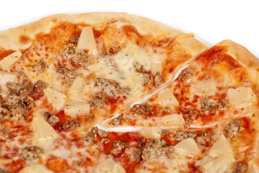 Hawaiian pizza with roasted chicken, pineapple, garlic and mozzarella cheese