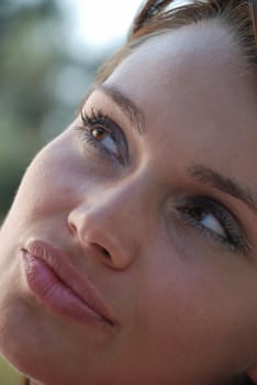 Face girls. A portrait of the young woman. Shooting on a nature